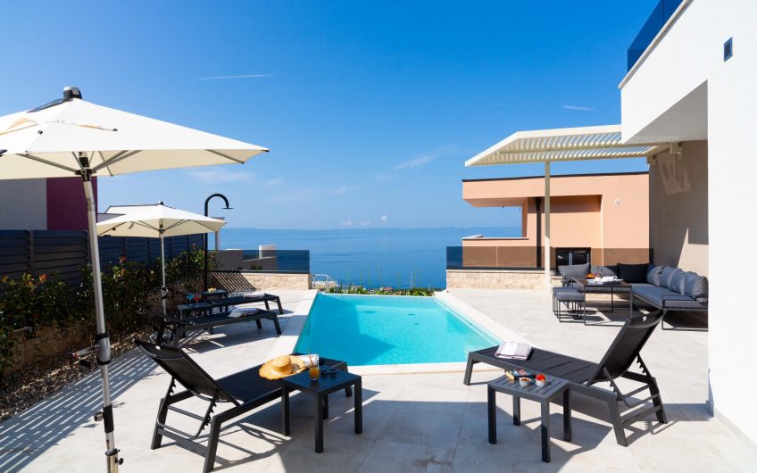 PRODAJA, MODERNA VILA S OTVORENIM POGLEDOM NA MORE, V30