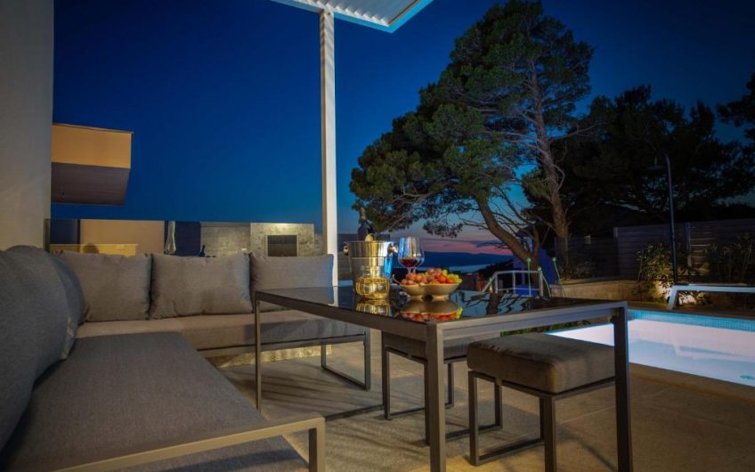 PRODAJA, NOVA MODERNA VILA S BAZENOM I POGLEDOM NA MORE, V29